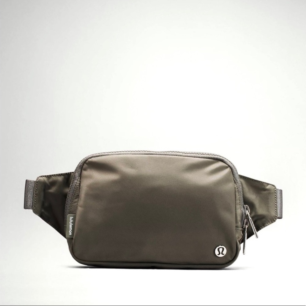 LARGE Lululemon Everywhere Belt Bag-Green Sage